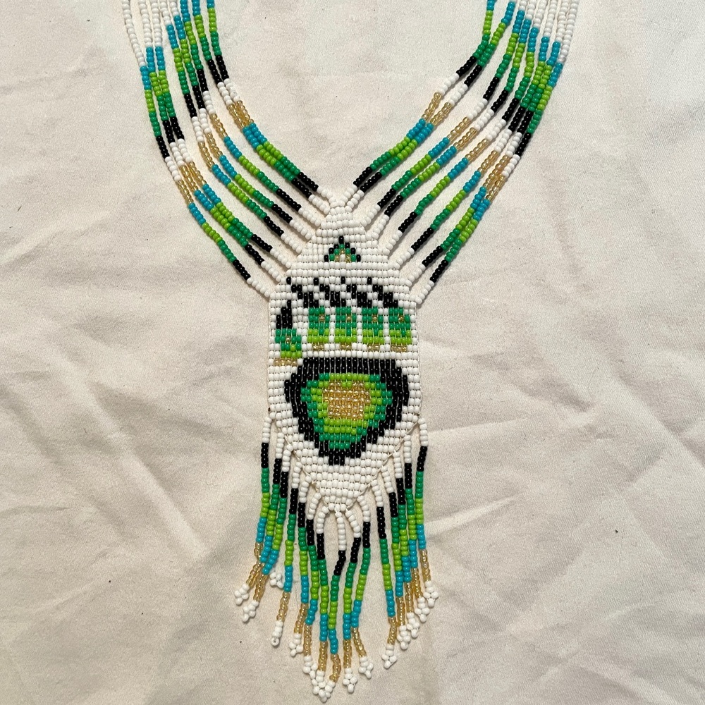 *NEW* Hand Beaded Seed Bead Necklace w Native American Inspired design